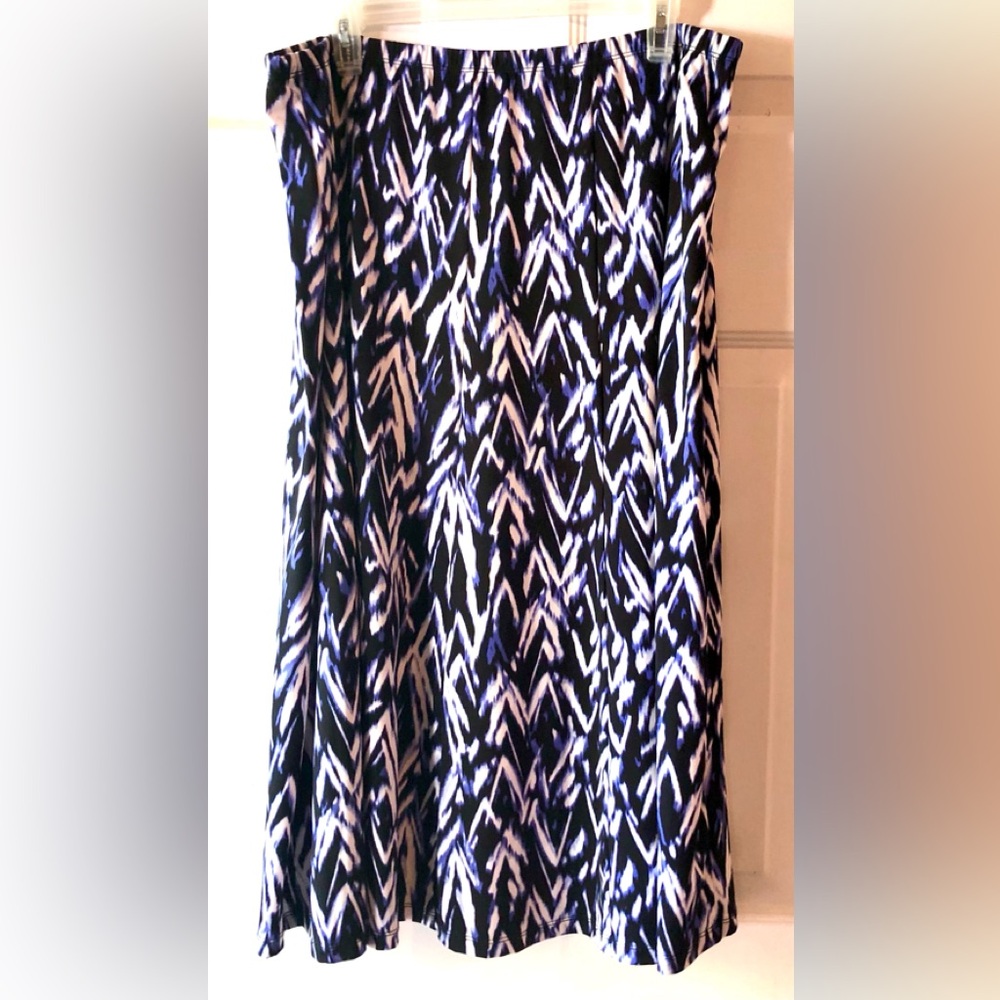 JM Collection Woman Purple Black White Abstract Chevron Print Knit Midi Skirt 1X